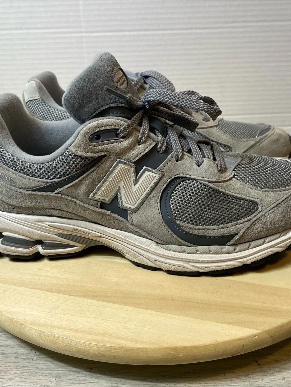 New Balance 2002R Grey Running Shoes M2002RST Men's Size 10.5  READ…